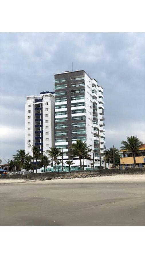Mongagua Com Vista Para O Mar Pe Na Areia Dış mekan fotoğraf