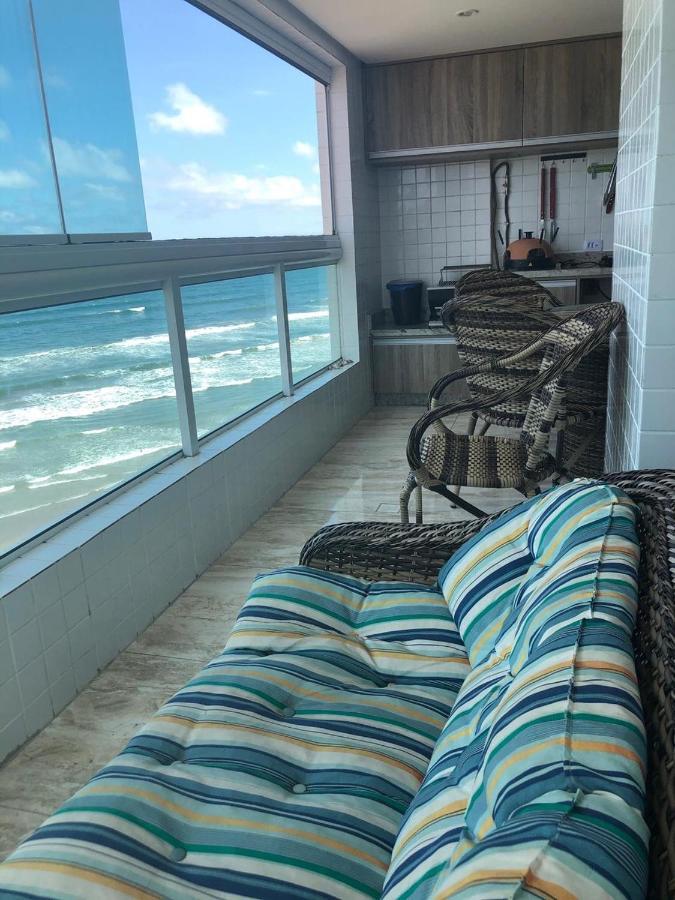 Mongagua Com Vista Para O Mar Pe Na Areia Dış mekan fotoğraf