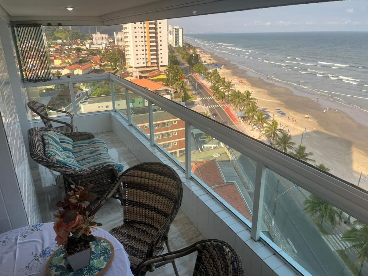 Mongagua Com Vista Para O Mar Pe Na Areia Dış mekan fotoğraf