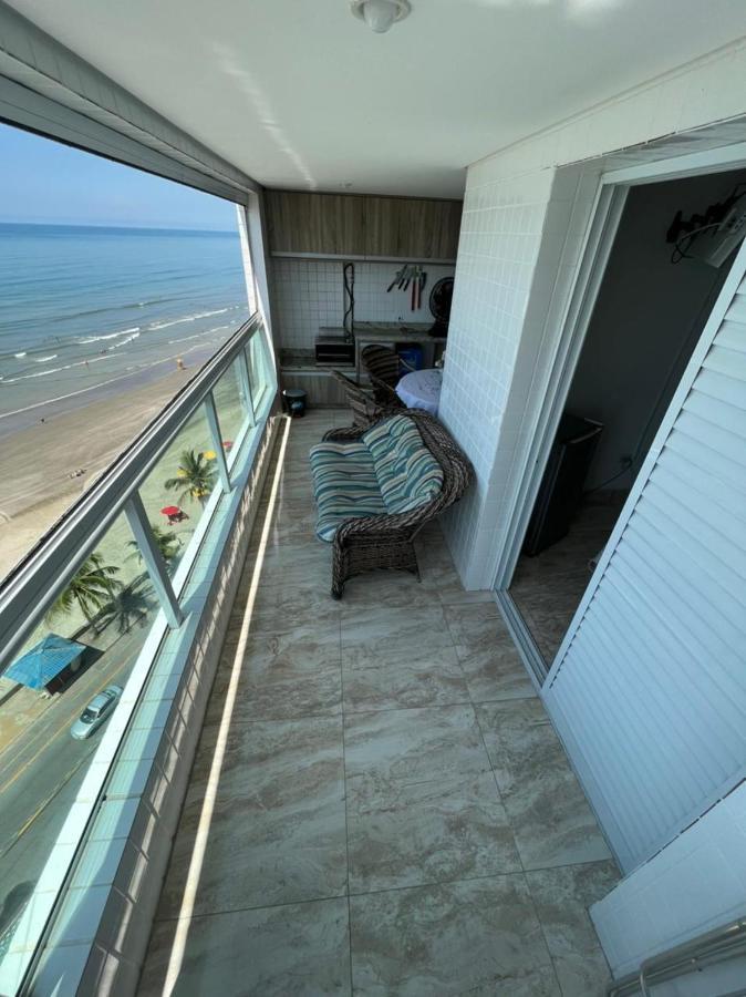 Mongagua Com Vista Para O Mar Pe Na Areia Dış mekan fotoğraf