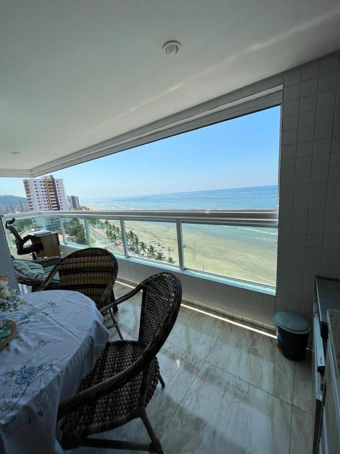 Mongagua Com Vista Para O Mar Pe Na Areia Dış mekan fotoğraf
