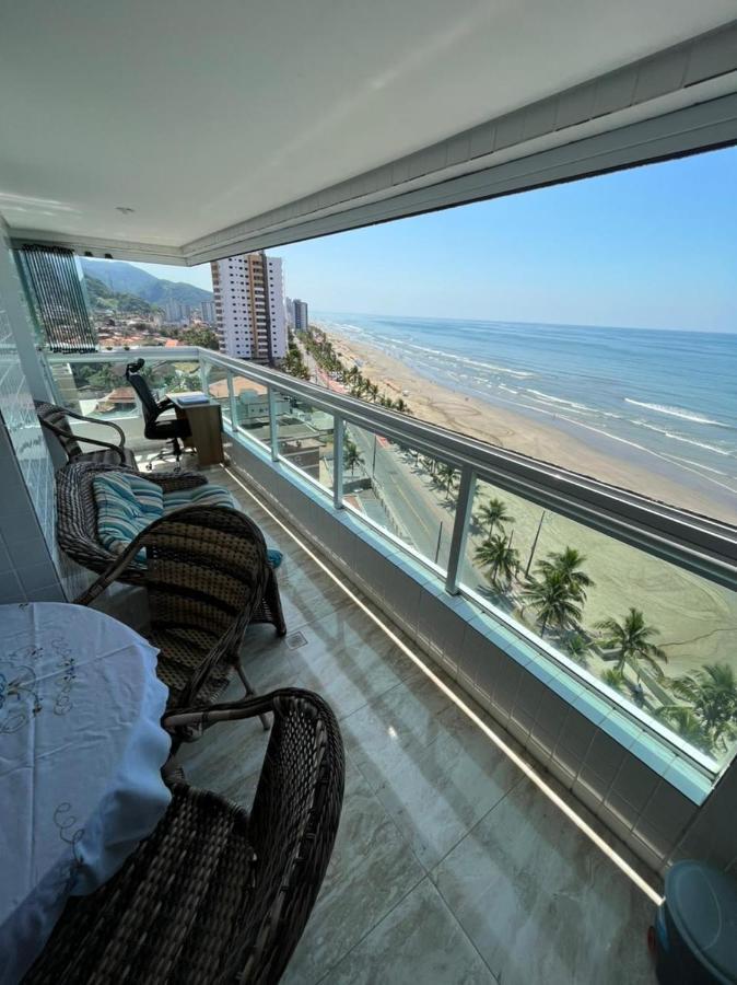 Mongagua Com Vista Para O Mar Pe Na Areia Dış mekan fotoğraf