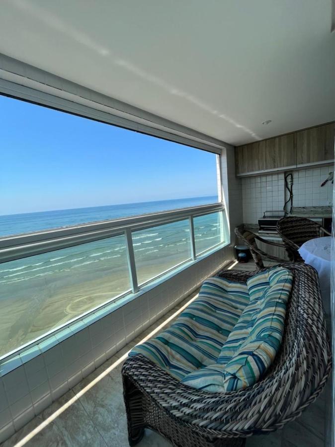 Mongagua Com Vista Para O Mar Pe Na Areia Dış mekan fotoğraf
